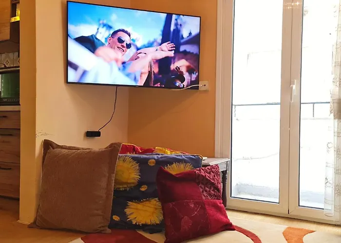 Budget And Family Friendly Center 200mbps * Thessaloniki