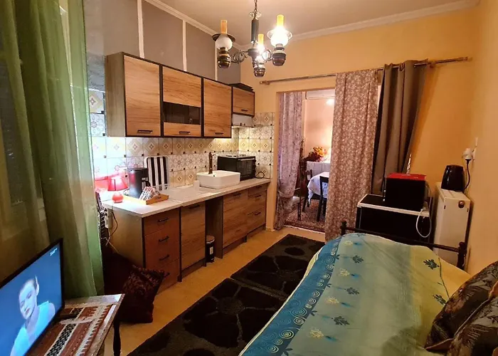 Budget And Family Friendly Center 200mbps Thessaloniki