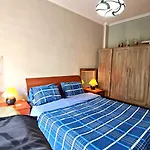 Budget And Family Friendly Center 200mbps Салоники