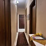 Budget And Family Friendly Center 200mbps Апартаменты