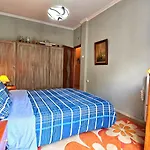 Апартаменты Budget And Family Friendly Center 200mbps