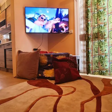 Budget And Family Friendly Center 200mbps * Thessalonique