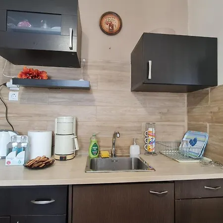 Budget And Family Friendly Center 200mbps Thessaloniki