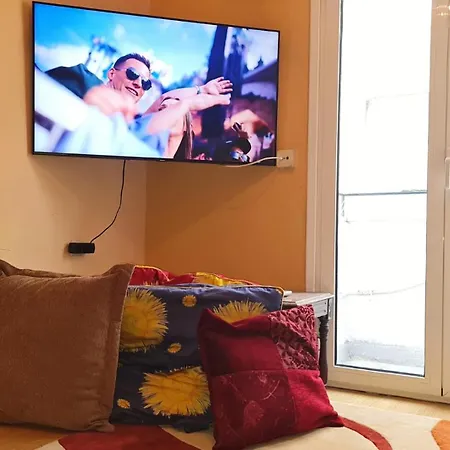 Budget And Family Friendly Center 200mbps * Thessaloniki