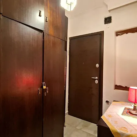 Apartment Budget And Family Friendly Center 200mbps Thessaloniki